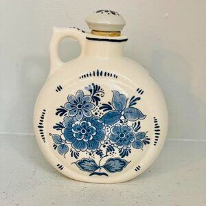 Beautiful Collectible Blauw Delfts De-Canter, Vintage Cork With Handle Decanter
